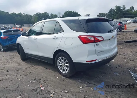 2018 Chevrolet Equinox Ls z USA, uszkodzony, nr VIN 2GNAXHEV7J6352320